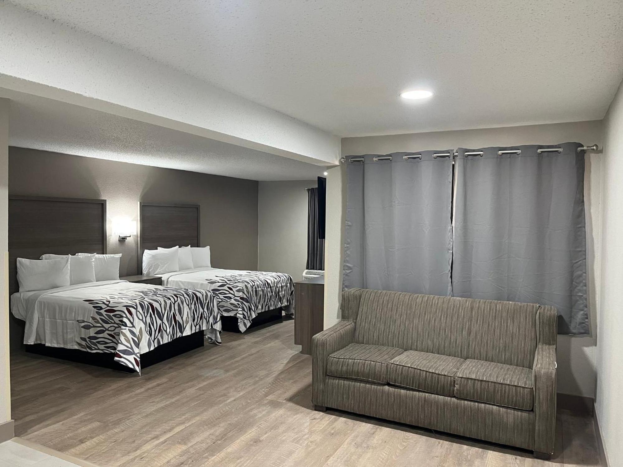 Red Roof Inn & Suites Newport News Zewnętrze zdjęcie